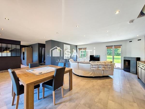 Maison 3 chambres garage attenant et double garage