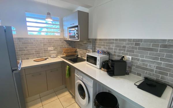 Appartement à vendre    2 pièces • 32 m2 Le Diamant