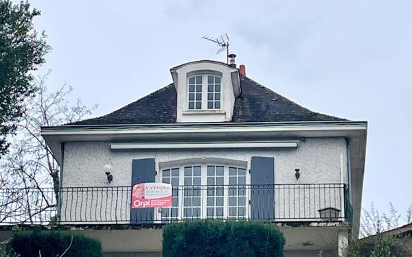 Maison à vendre    7 pièces •  Niort