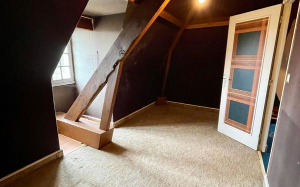 Maison à vendre    7 pièces •  Niort