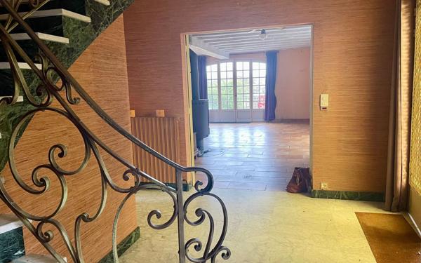 Maison à vendre    7 pièces •  Niort