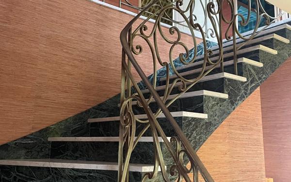 Maison à vendre    7 pièces •  Niort