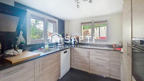 Individuelle, 3 chambres, dépendance, 445m2 de terrain...