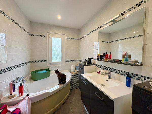 Maison Herouville Saint Clair 6 pièce(s) 127 m2