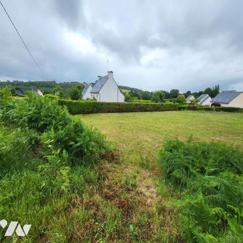 Terrain à bâtir situé à LANDELEAU, Finistère (29)