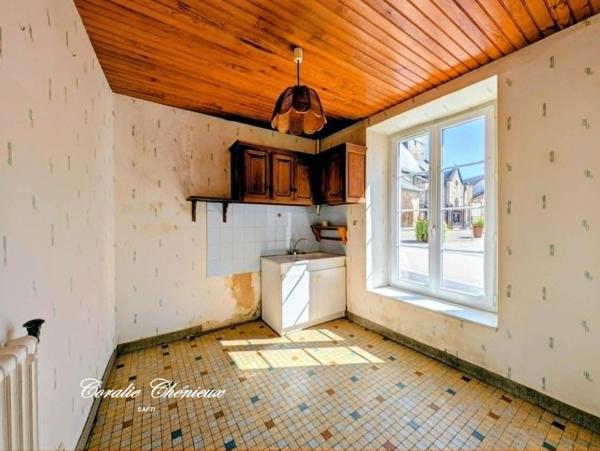 Immeuble de rapport avec jardin et garage