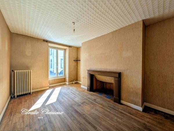 Immeuble de rapport avec jardin et garage