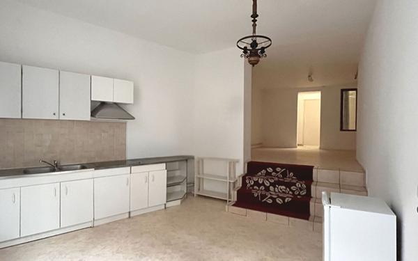 Appartement à louer    2 pièces •  La Fère