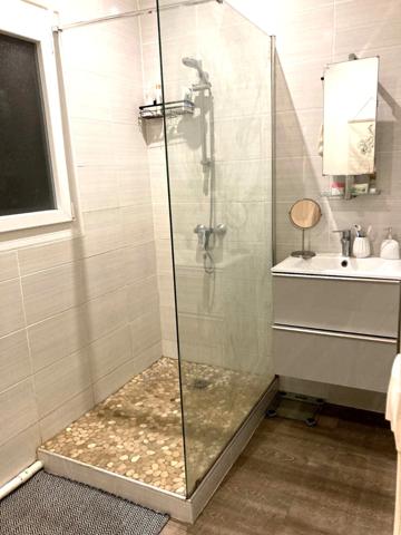 Dpt Savoie (73), à vendre AIX LES BAINS appartement T3 - 66m2