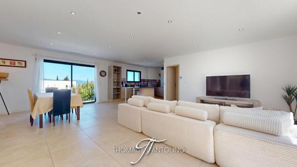 PLAIN PIED - VUE PANORAMIQUE - 3 CHAMBRES - SALLE DE BAINS - SALLE D'EAU