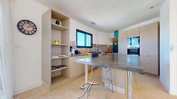 PLAIN PIED - VUE PANORAMIQUE - 3 CHAMBRES - SALLE DE BAINS - SALLE D'EAU