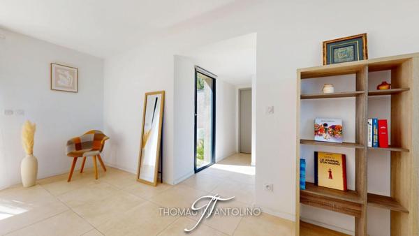 PLAIN PIED - VUE PANORAMIQUE - 3 CHAMBRES - SALLE DE BAINS - SALLE D'EAU