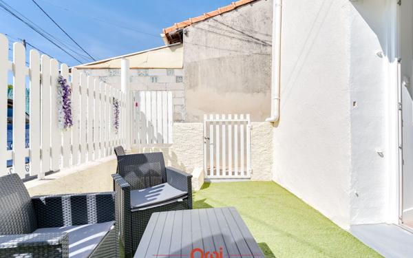 Appartement à vendre    1 pièce •  Marseille 12