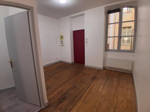 Studio 1 pièce(s) 20 m²