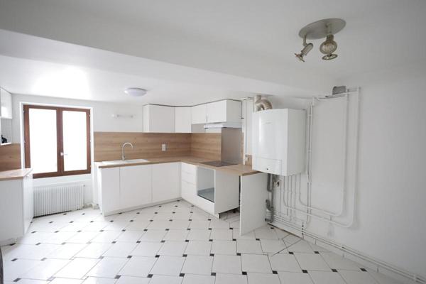 Maison Ecquevilly 4 pièce(s) 100 m2