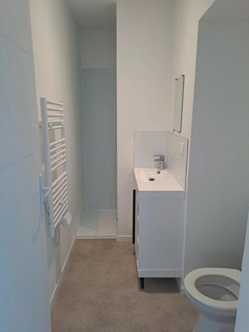 Location Maison 5 pièces 150 m2 à Sansais