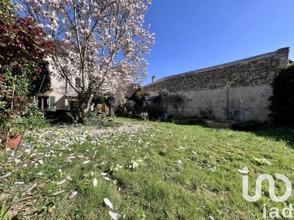 Maison 6 pièces de 120 m² à Tournan-en-Brie (77220)