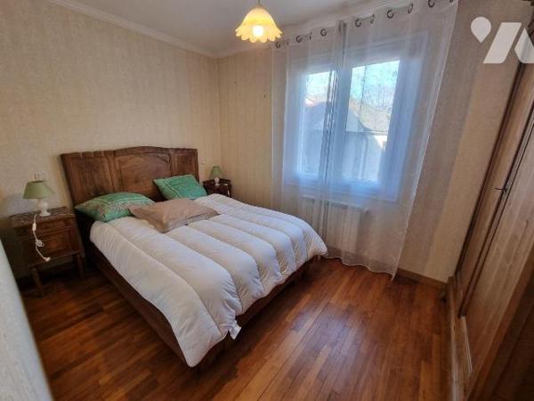 A vendre à Romorantin (41), secteur Nord, venez découvrir cette maison édifiée sur sous-sol com...