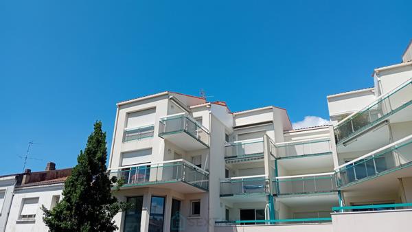 Appartement 2 chambres, plage et centre ville