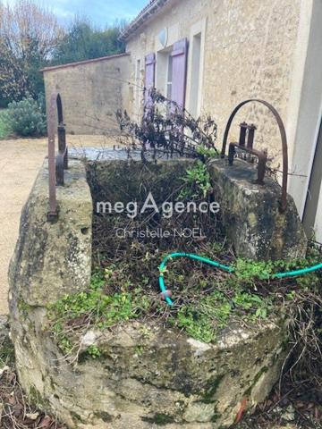 Maison à SAINTE-GEMME-LA-PLAINE, 85400 - 9 pièces 175m²