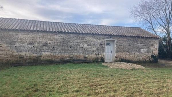 Maison à SAINTE-GEMME-LA-PLAINE, 85400 - 9 pièces 175m²