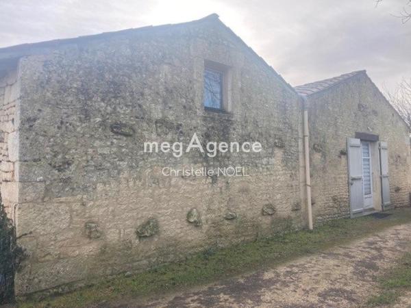 Maison à SAINTE-GEMME-LA-PLAINE, 85400 - 9 pièces 175m²