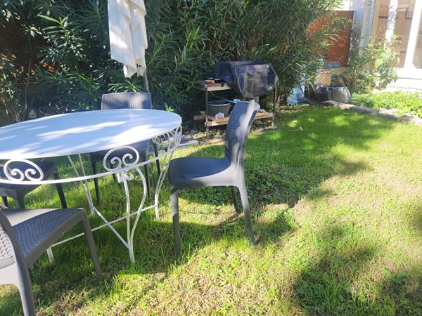 AVIGNON - RARE - MAISON AVEC POTENTIEL A VENDRE QUARTIER DES SOURCES