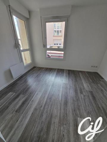 Appartement T3 SOTTEVILLE LES ROUEN - 70.2 m2  100 000 Euros