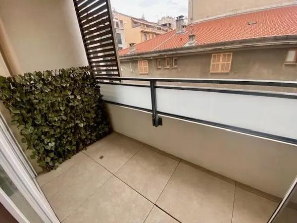 Appartement à vendre 2 pièces 44.08m² Nice (06000)