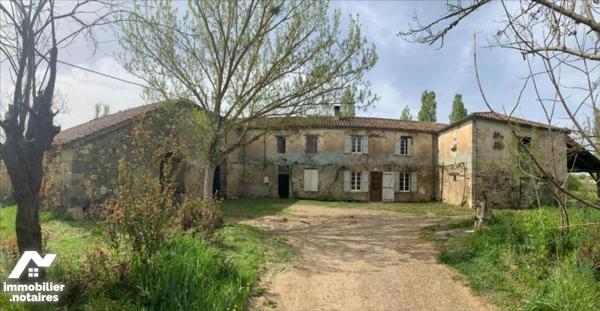 CORPS DE FERME AVEC TERRES EXPLOITABLES