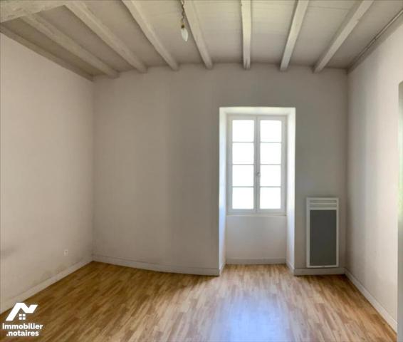 CORPS DE FERME AVEC TERRES EXPLOITABLES