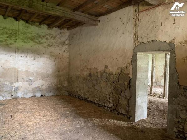 CORPS DE FERME AVEC TERRES EXPLOITABLES