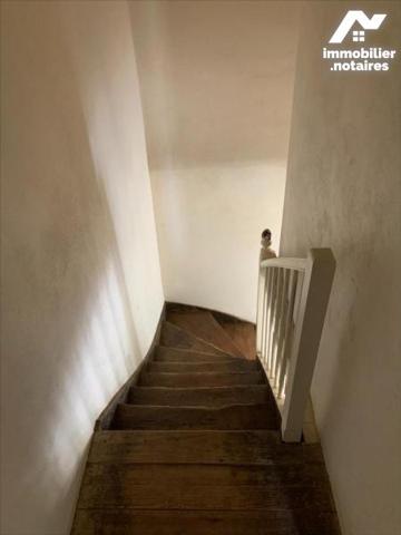 CORPS DE FERME AVEC TERRES EXPLOITABLES