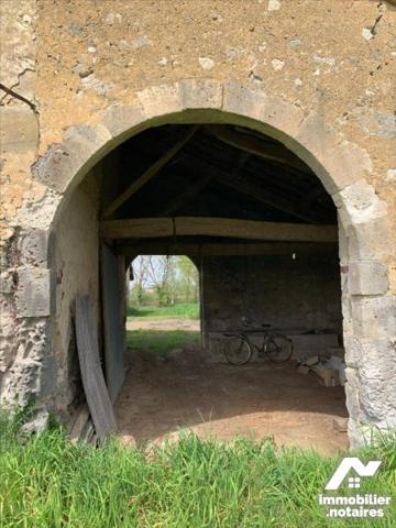 CORPS DE FERME AVEC TERRES EXPLOITABLES