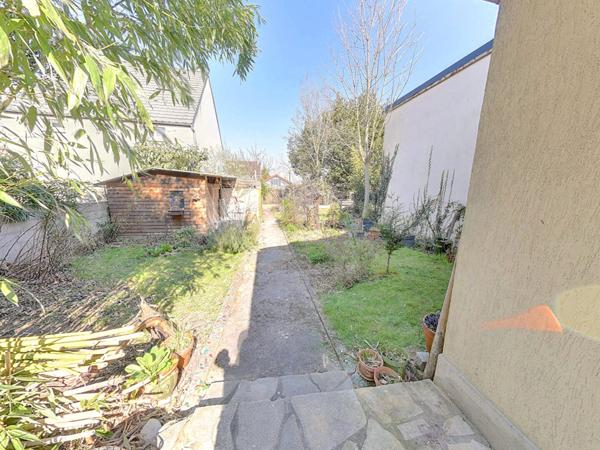 Maison Noisy-le-sec_2 pièce(s) 68 m2