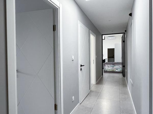 Maison  de plain pied a Saint Barthelemy D Anjou  de 3 chambres avec jardin