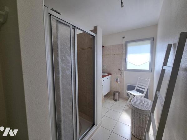 LOCTUDY- Maison à 100 mètres de la plage