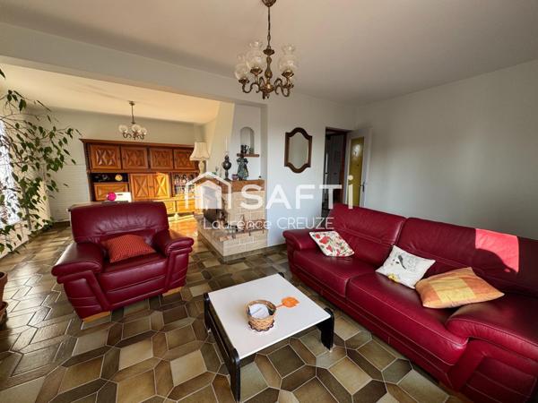 Saône maison avec 4 chambres sur terrain de 685 m²