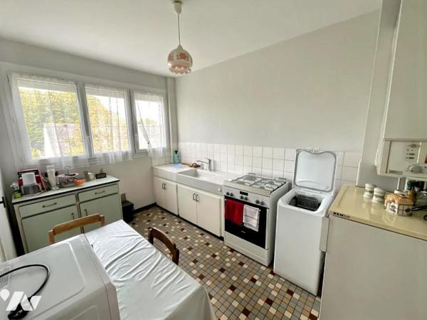 LORIENT - KERYADO - Appartement de 57m² à rénover avec vue dégagée