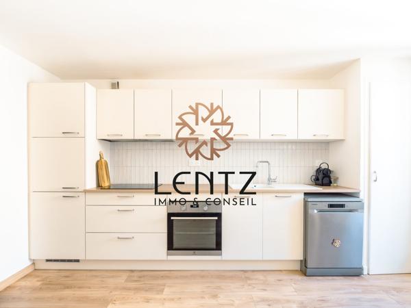 Appartement T3 rénové de 80,72 m² avec loggia et stationnement