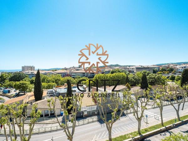 Appartement T3 rénové de 80,72 m² avec loggia et stationnement