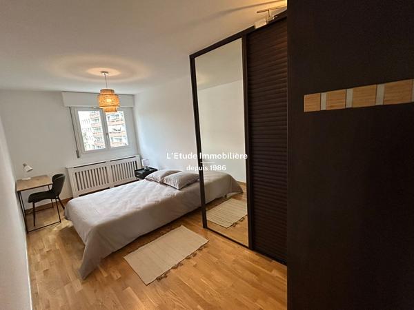 SPECIAL COLOCATION : FORMEZ VOTRE COLOCATION - GRATTE CIEL - 8 RUE DES MURIERS - T4 MEUBLE AU CALME - 97 m² - 3 chambres, Villeurbanne 69100