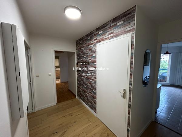 SPECIAL COLOCATION : FORMEZ VOTRE COLOCATION - GRATTE CIEL - 8 RUE DES MURIERS - T4 MEUBLE AU CALME - 97 m² - 3 chambres, Villeurbanne 69100