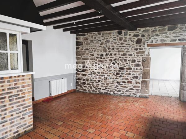 Maison à Évron, 53600 - 9 pièces 175m²