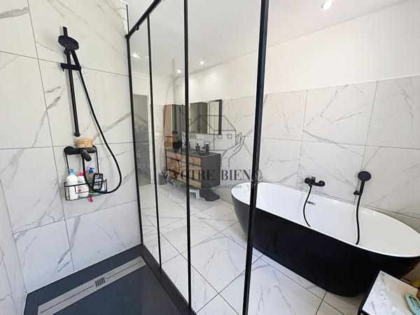 Appartement Manosque 4 pièce(s) 112.15 m2