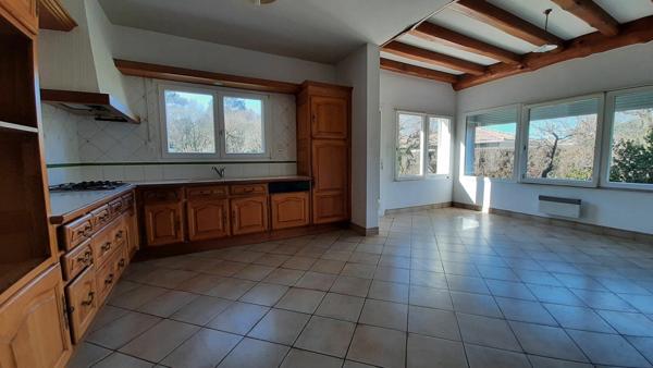 Maison à vendre    7 pièces •  Gujan-Mestras