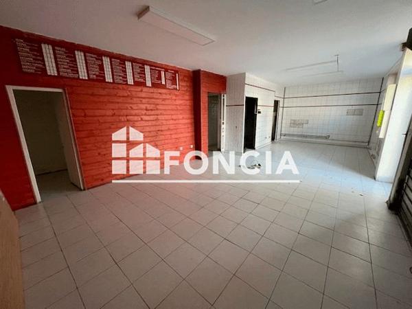 À vendre Local commercial 56.15 m² - Mont-de-marsan 40000