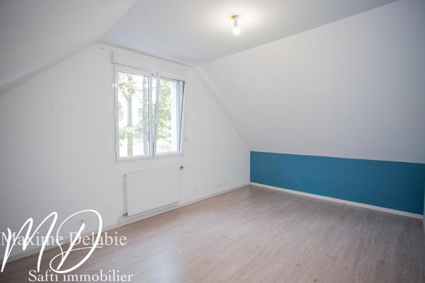 Saint-Pavace : Maison d'exception avec dépendance vue dégagée sur 4000m2