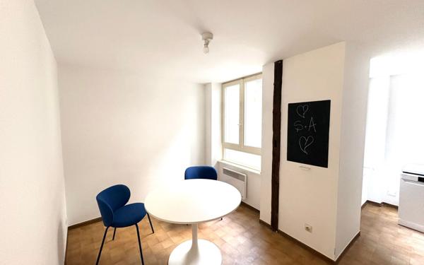 Appartement à louer    1 pièce •  Strasbourg