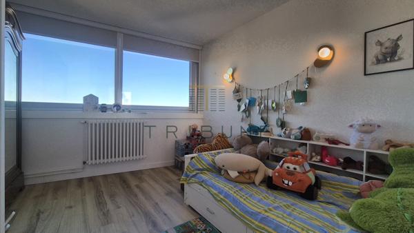 Appartement 4 pièce(s) 3 chambre(s) 90.12 m²